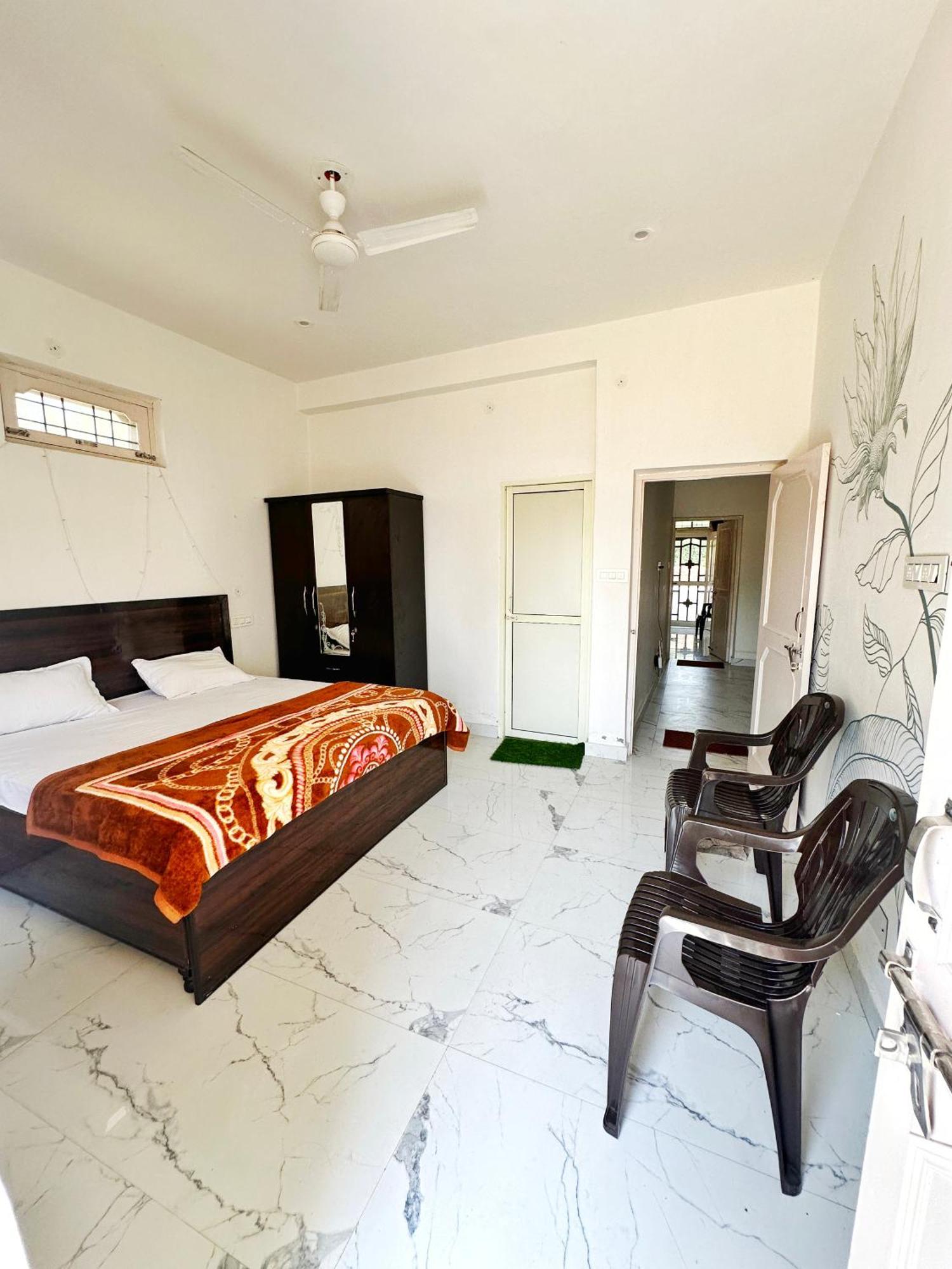Baseraa Bir - 4Bhk Home Exterior foto